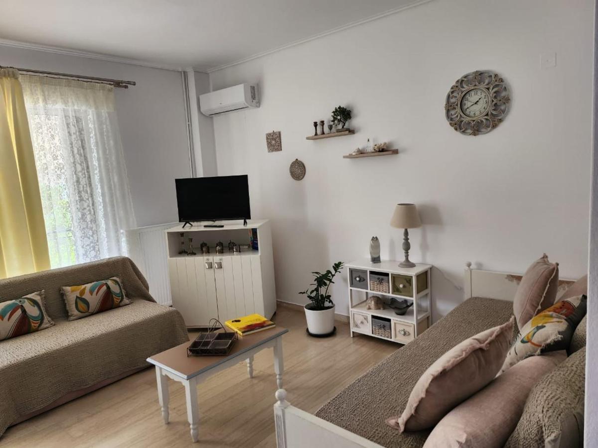 Queen Aspri Apartment 3' Min To The Beach! Antikyra Extérieur photo